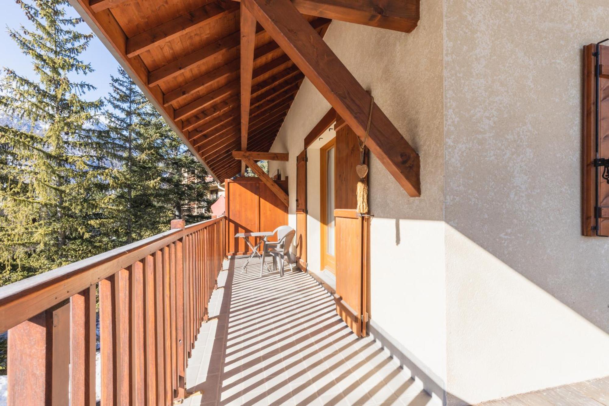 Chalet Clos Gauthier 라살르레알프 외부 사진